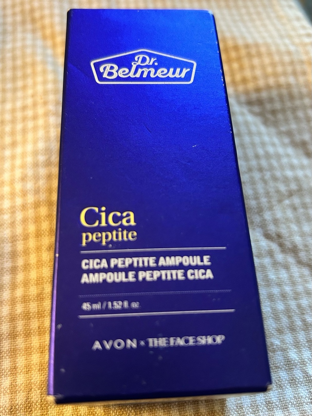 Avon Cica Peptite Ampoule in deep blue packaging